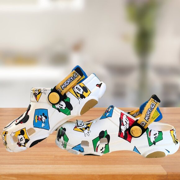 Mickey Mouse Clogs for Kids by Crocs – Mickey & Co. Toddler Size 11 - Picture 5 of 9